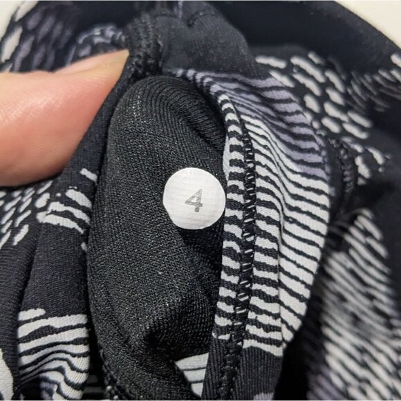 LULULEMON | Wunder Under High Rise Leggings Warp Ice Grey/Black - Picture 4 of 7